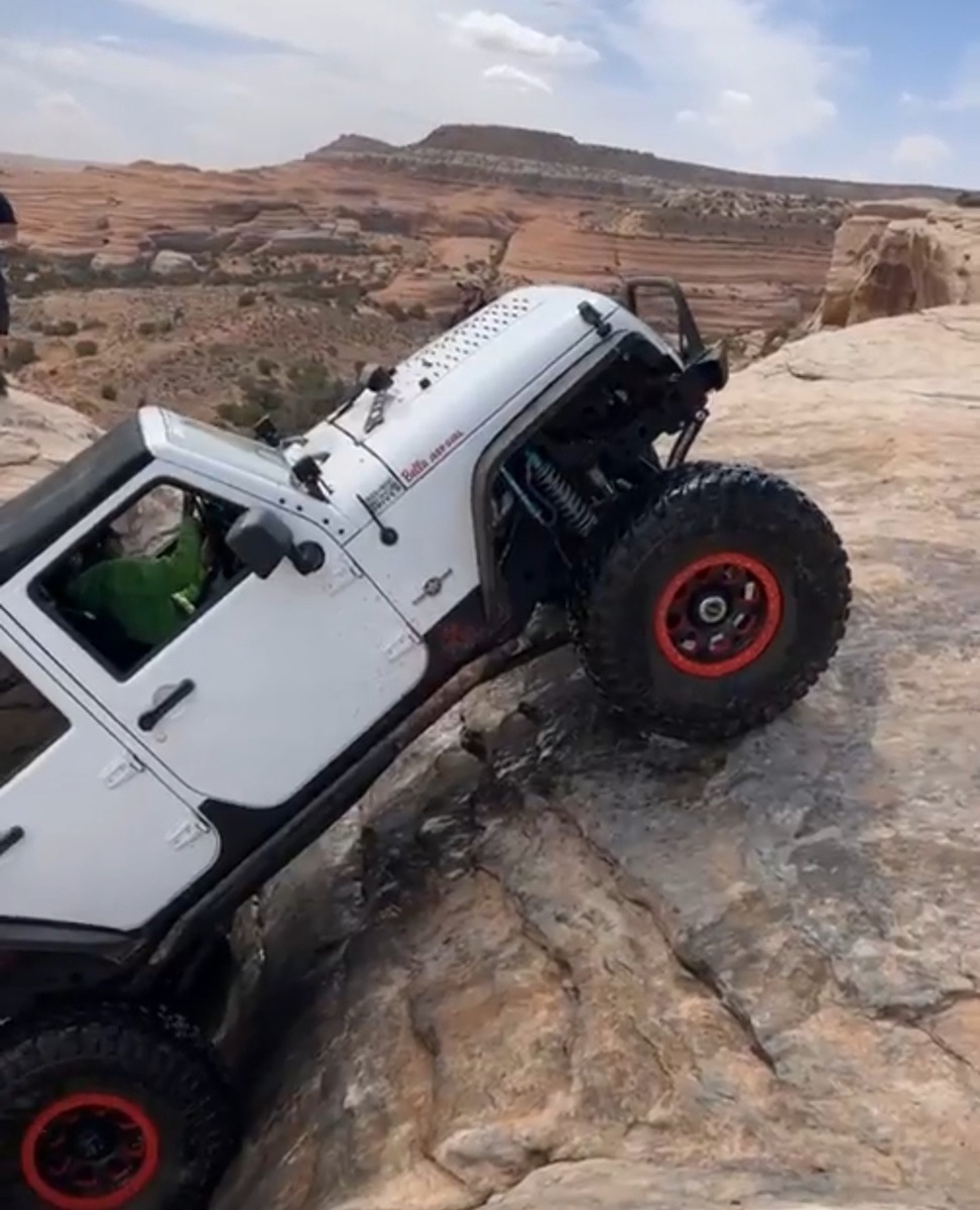 EJS Moab Utah April 2023 - Bella Jeep Girl (11)